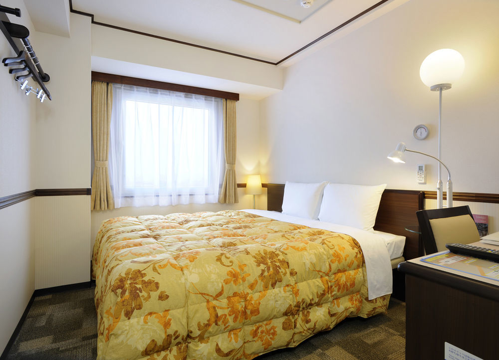 Toyoko Inn Tokyo Seibu Ikebukuro Sen Higashi Kurume Eki Nishi Guchi Buitenkant foto